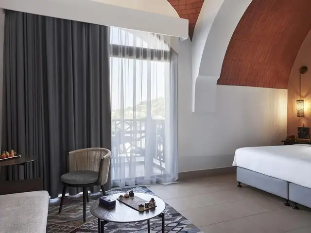 фотографии отеля The Cove Rotana Resort изображение №3