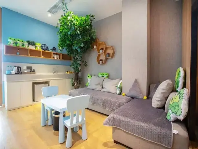 фото отеля Gem (Shanghai Bund Nanjing East Road Pedestrian Street Shop) изображение №61