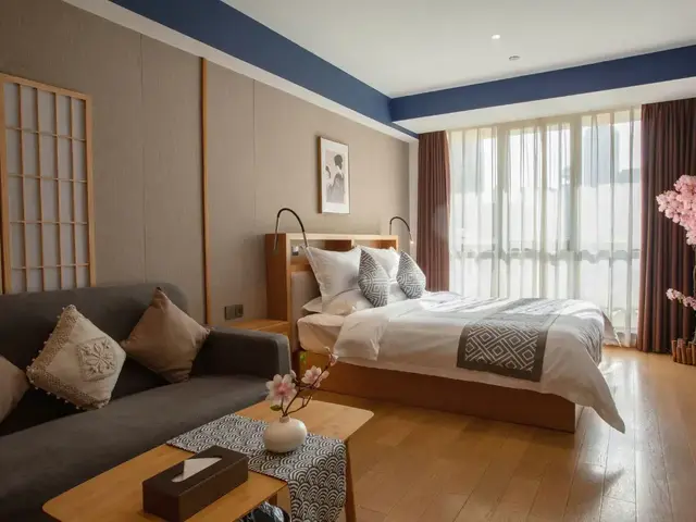 фото Gem (Shanghai Bund Nanjing East Road Pedestrian Street Shop) изображение №46