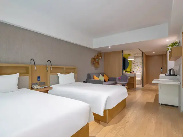 фотографии Gem (Shanghai Bund Nanjing East Road Pedestrian Street Shop) изображение №28