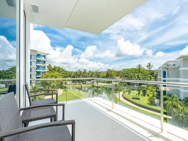 фотографии Splash Beach Resort (ex. Grand West Sands Resort & Villas; Centara West Sands Phuket) изображение №36