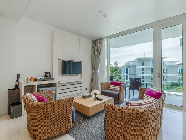 фото отеля Splash Beach Resort (ex. Grand West Sands Resort & Villas; Centara West Sands Phuket) изображение №33