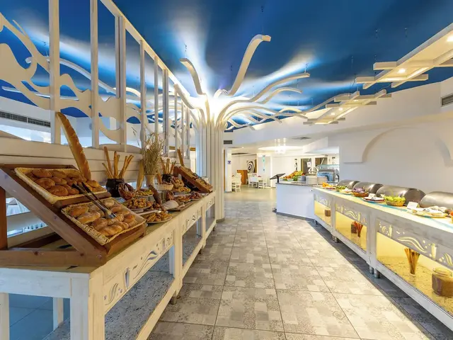 фотографии отеля Flamenco Beach & Resort изображение №23