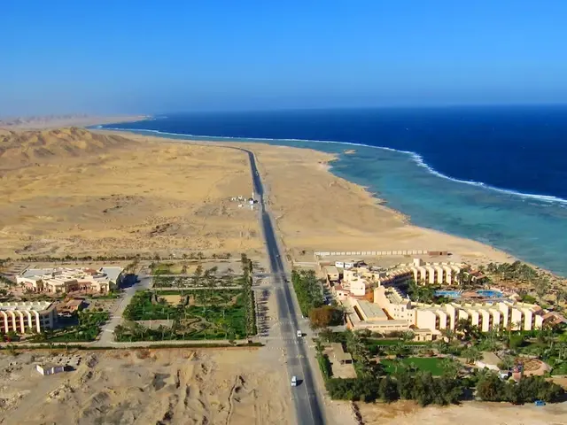 фотографии отеля Flamenco Beach & Resort изображение №19