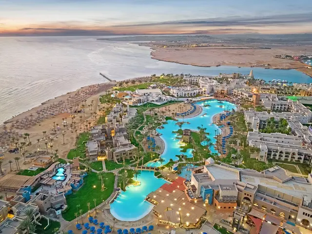 фотографии отеля Pickalbatros Oasis Port Ghalib (ex. Siva Port Ghalib; Crowne Plaza Sahara Sands Port Ghalib) изображение №43