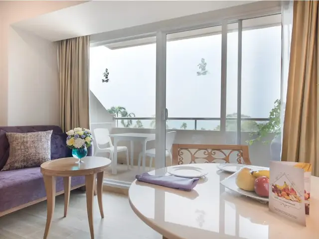 фото Royal Cliff Beach Hotel изображение №18