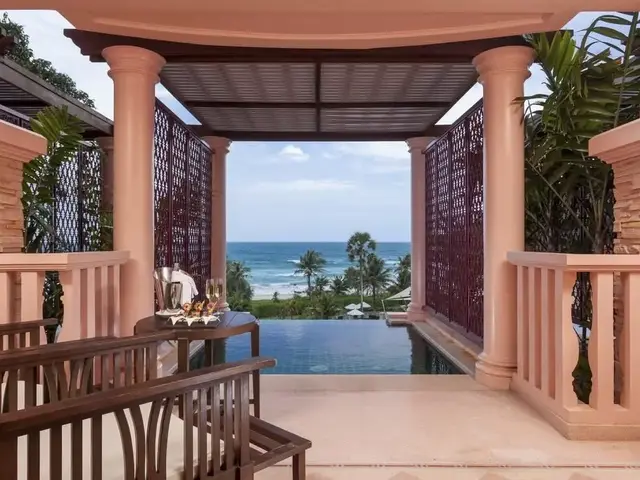 фото отеля Centara Grand Beach Resort Phuket изображение №21