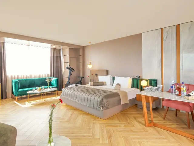 фото Sherwood Exclusive Lara изображение №2