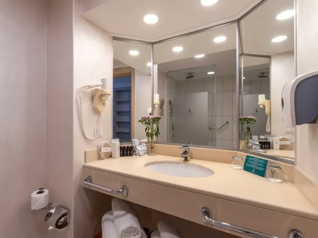 фото отеля Pine Beach (ex. Maritim Pine Beach) изображение №5