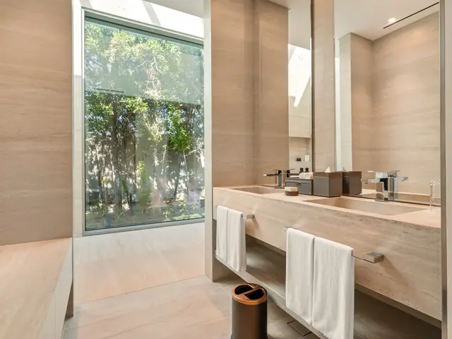 фото Ajman Hotel & Villas by Blazon Hotels (ex. Ajman Kempinski) изображение №10