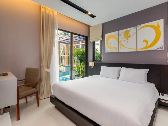 фото The Charm Resort изображение №10