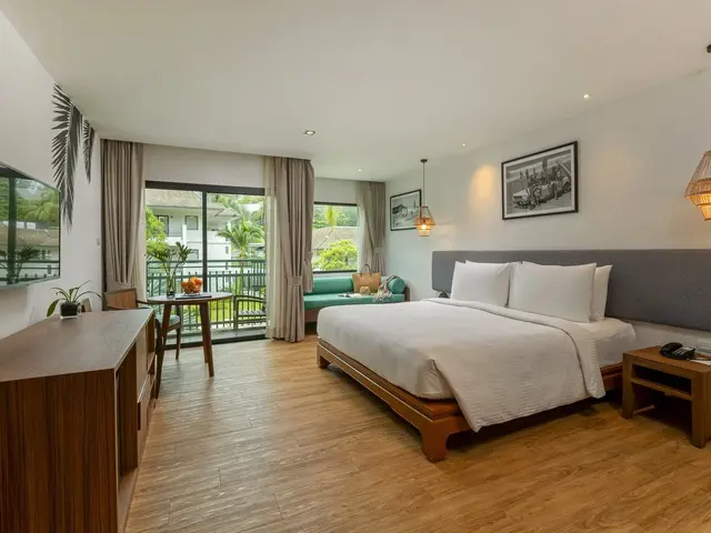 фотографии Outrigger Khao Lak Beach Resort (ex.Manathai; Royal Bangsak Beach Resort) изображение №4