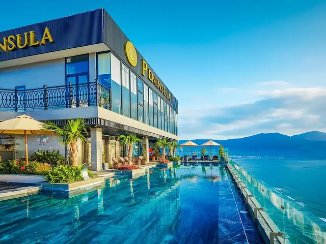http://Peninsula%20Danang
