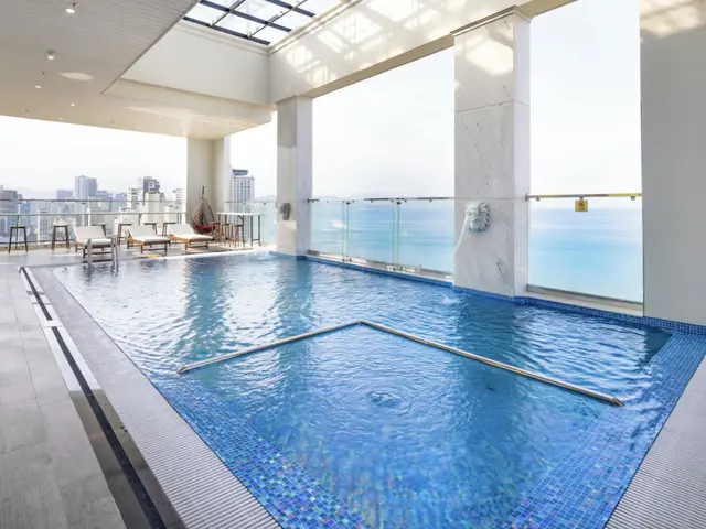 фото отеля Avari изображение №1