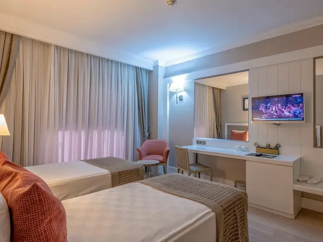 фото отеля LRS Port River Hotel & Spa изображение №5