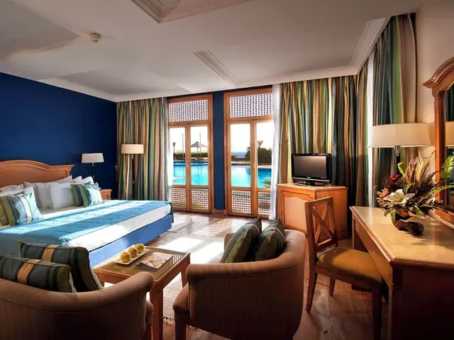 фото отеля Reef Oasis Beach Resort изображение №21