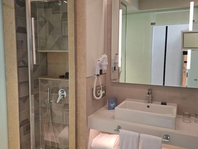 фото отеля Reef Oasis Beach Resort изображение №13