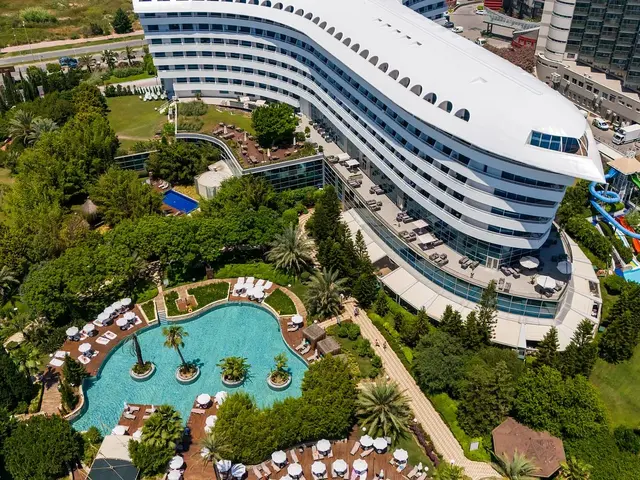 фото отеля Concorde De Luxe Resort (ex. Concorde Resort & SPA) изображение №1