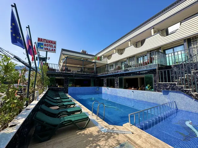 фото отеля Britannia Hotel & Villas изображение №1