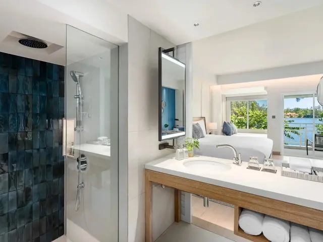 фото SAii Laguna Phuket (ex. Outrigger Laguna Phuket Beach Resort; Laguna Beach Resort) изображение №6