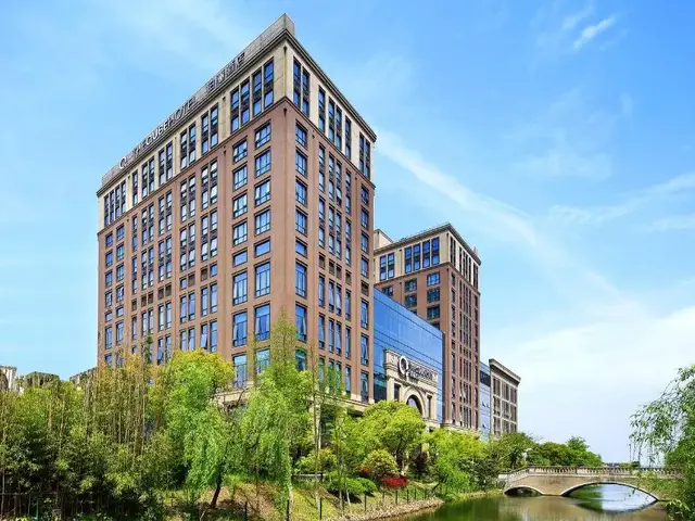 фото The Qube Hotel Shanghai Xinqiao изображение №22