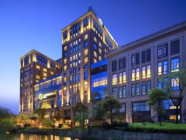 фото The Qube Hotel Shanghai Xinqiao изображение №2