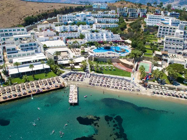 фотографии отеля Salmakis Resort & Spa изображение №3