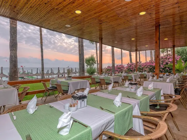 фотографии отеля Meryan изображение №35