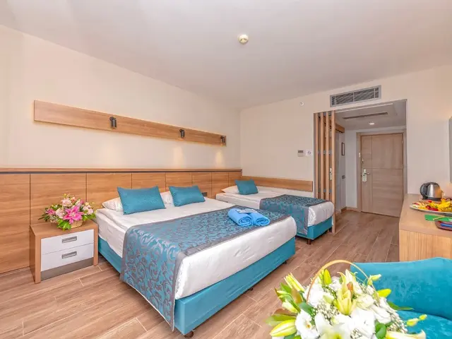 фото отеля Meryan изображение №9