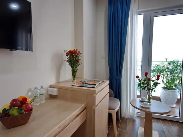 фото отеля Gibson (ex. Monica) изображение №5