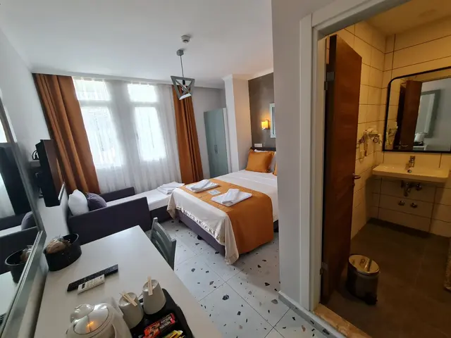 фотографии отеля Tonoz Beach изображение №3