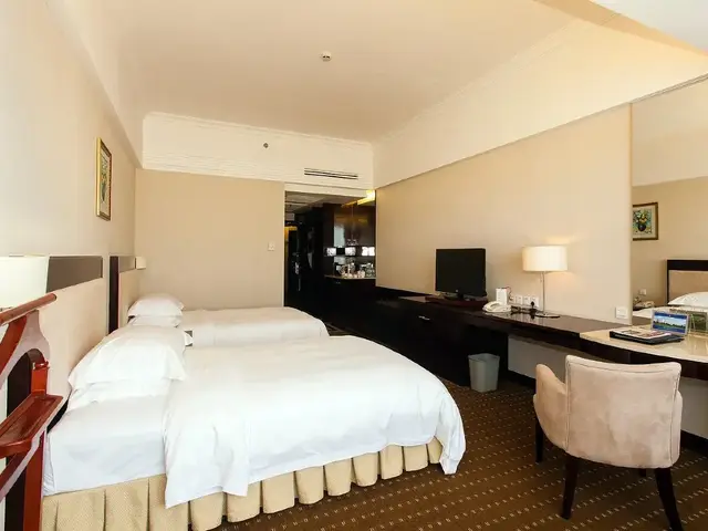 фото Haikou Tianyou Hotel (ex. Tienyow Grand Hotel; Huayun Gloria Grand Hotel Haikou) изображение №6