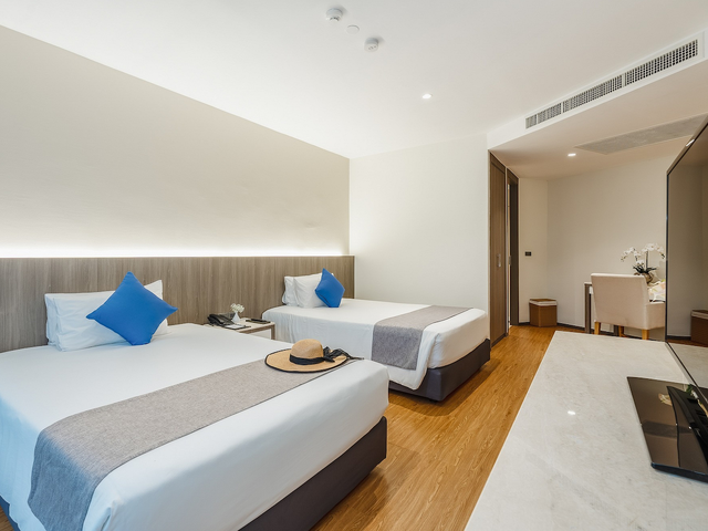 фотографии отеля Splash Beach Resort (ex. Grand West Sands Resort & Villas; Centara West Sands Phuket) изображение №11