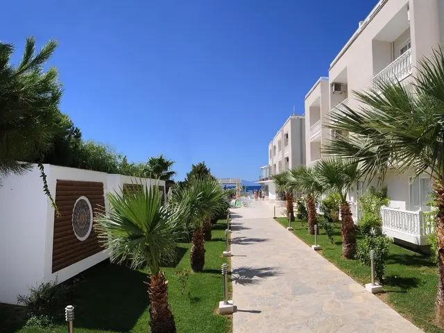 фото Dogan Beach Resort & Spa изображение №2