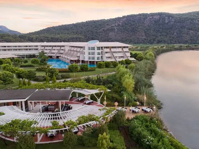 фотографии отеля Hilton Dalaman Sarigerme Resort & Spa изображение №11