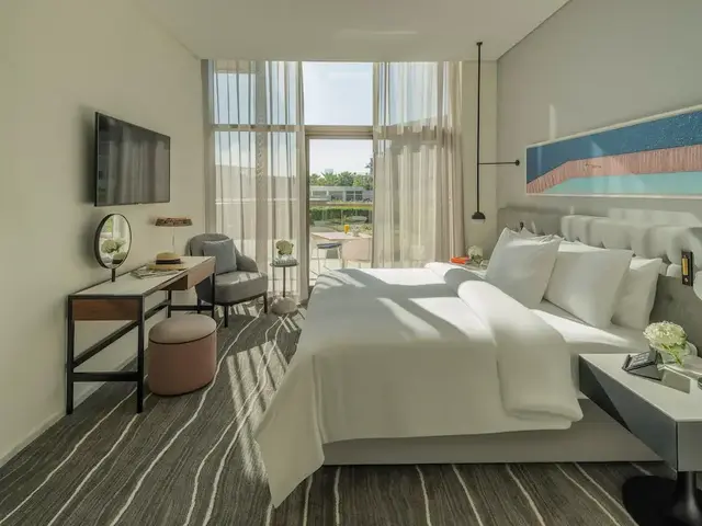 фотографии отеля Th8 Palm Beach Resort, Vignette Collection by IHG (ex. Th8 Palm) изображение №3