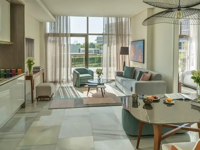 фото Th8 Palm Beach Resort, Vignette Collection by IHG (ex. Th8 Palm) изображение №2