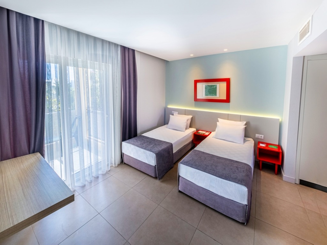 фото Le Jardin Resort (ex. Queens Park Le Jardin) изображение №2