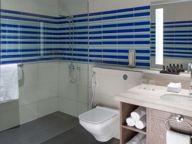 фото Naumi Hotel Dubai (ex. Dusit D2 Kenz) изображение №2