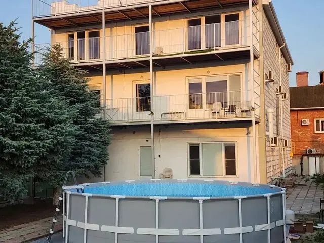 фото отеля Белый Дом С Видом На Море (Belyj Dom S Vidom Na More) изображение №1