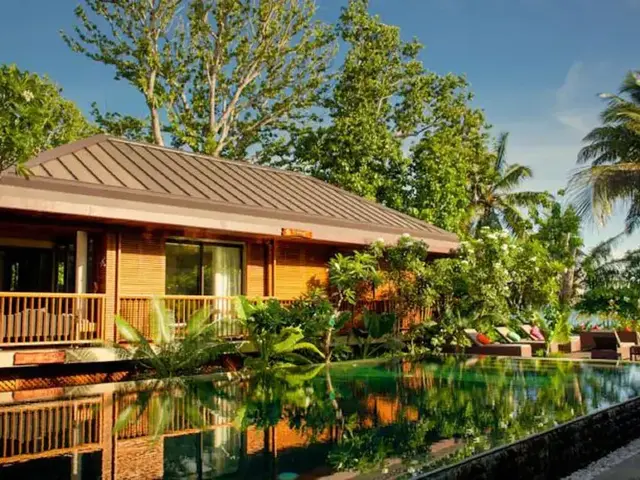 фотографии отеля Dhevatara Beach изображение №3