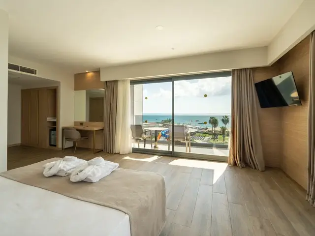 фото Luna Vista (ex. Clover Magic Seagate; Throne Seagate Belek; Dyadom Resort Belek; Vera Seagate Resort) изображение №6