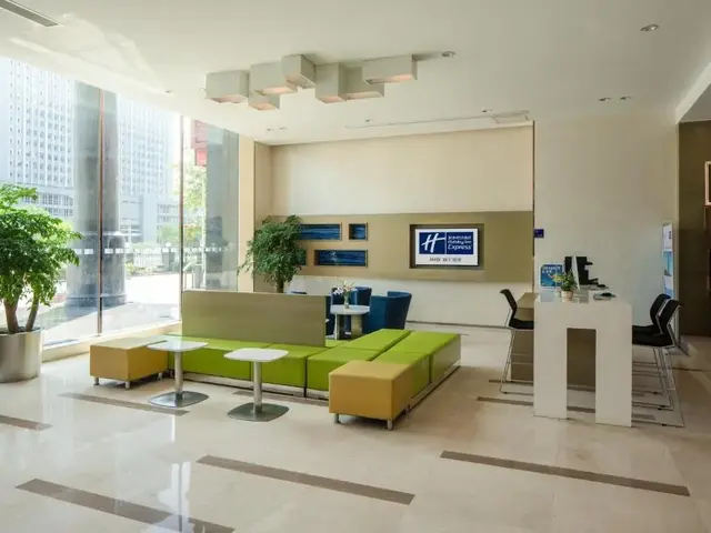 фотографии отеля Holiday Inn Express Luoyang City Center By IHG изображение №23