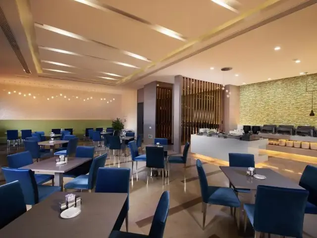 фото отеля Holiday Inn Express Luoyang City Center By IHG изображение №25