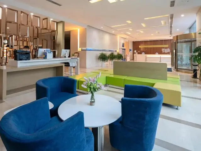 фотографии Holiday Inn Express Luoyang City Center By IHG изображение №12