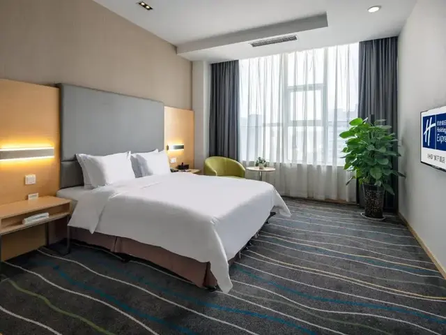 фотографии отеля Holiday Inn Express Luoyang City Center By IHG изображение №11