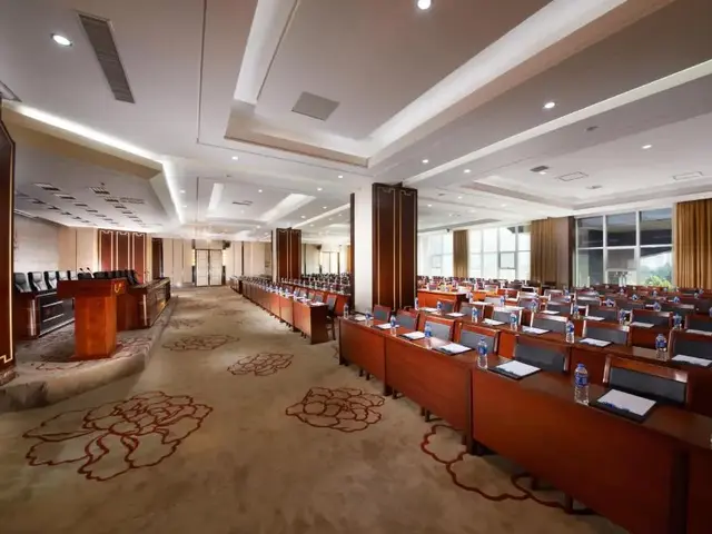 фотографии отеля Holiday Inn Express Luoyang City Center By IHG изображение №7