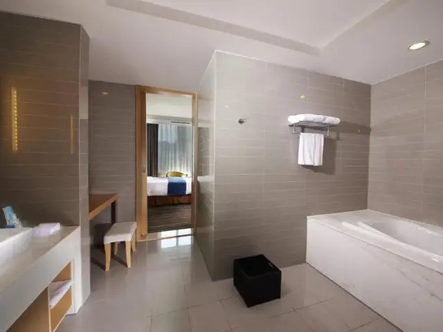 фото Holiday Inn Express Luoyang City Center By IHG изображение №6