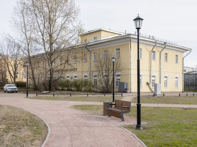 Номера У Невы (ex. Номера У Лавры; Арт Деко Невский)