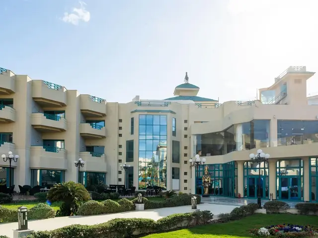 фотографии Moreno Horizon Spa & Resort (ex. Hotelux Marina Beach Resort; Montillon Grand Horizon) изображение №16